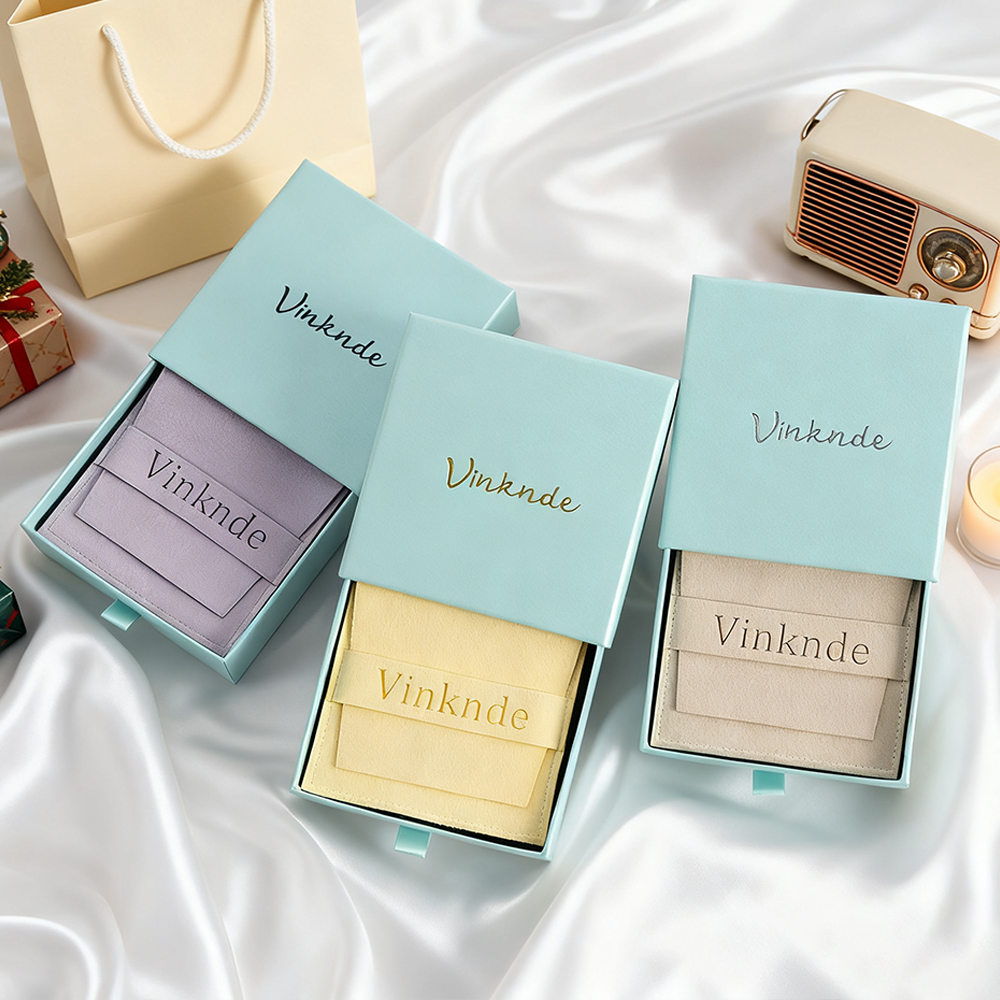 Luxury Bags Drawing - Luxury Bracelet Necklace Ring Earring Box