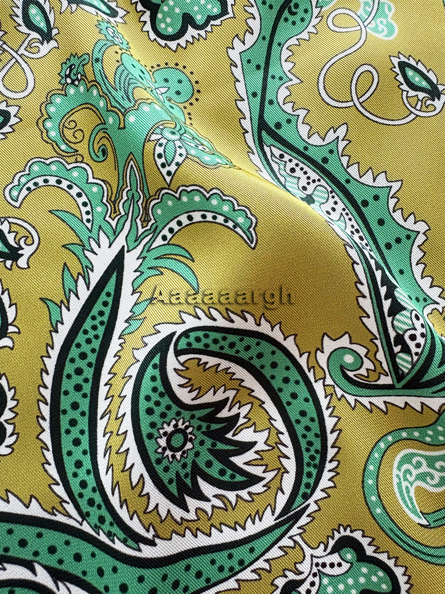 Double Faced Silk Twill Scarf  - Luxury Bags Hong Kong reseña y precio