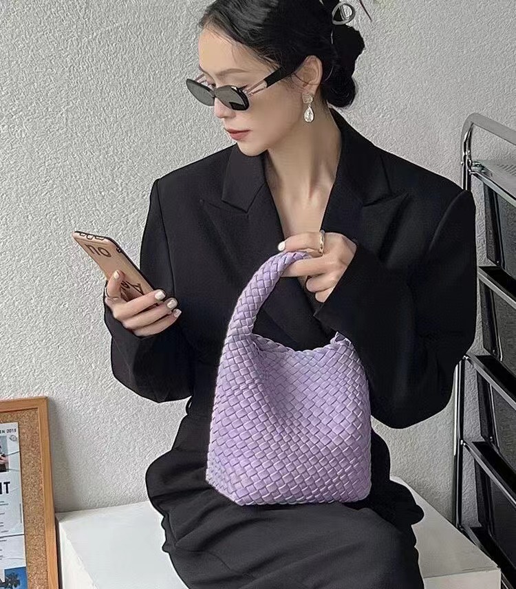Designer luxury bag Woven tote - Luxury Bags Price reseña y precio