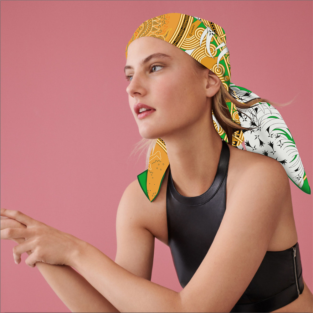 Triangle Silk Scarf Shawls Lux - Luxury Bags Hong Kong reseña y precio