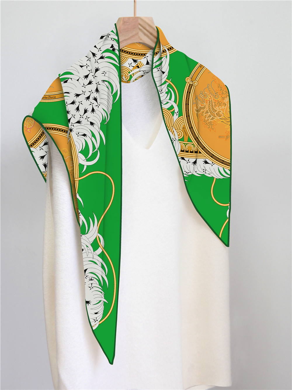 Triangle Silk Scarf Shawls Lux - Luxury Bags Hong Kong reseña y precio