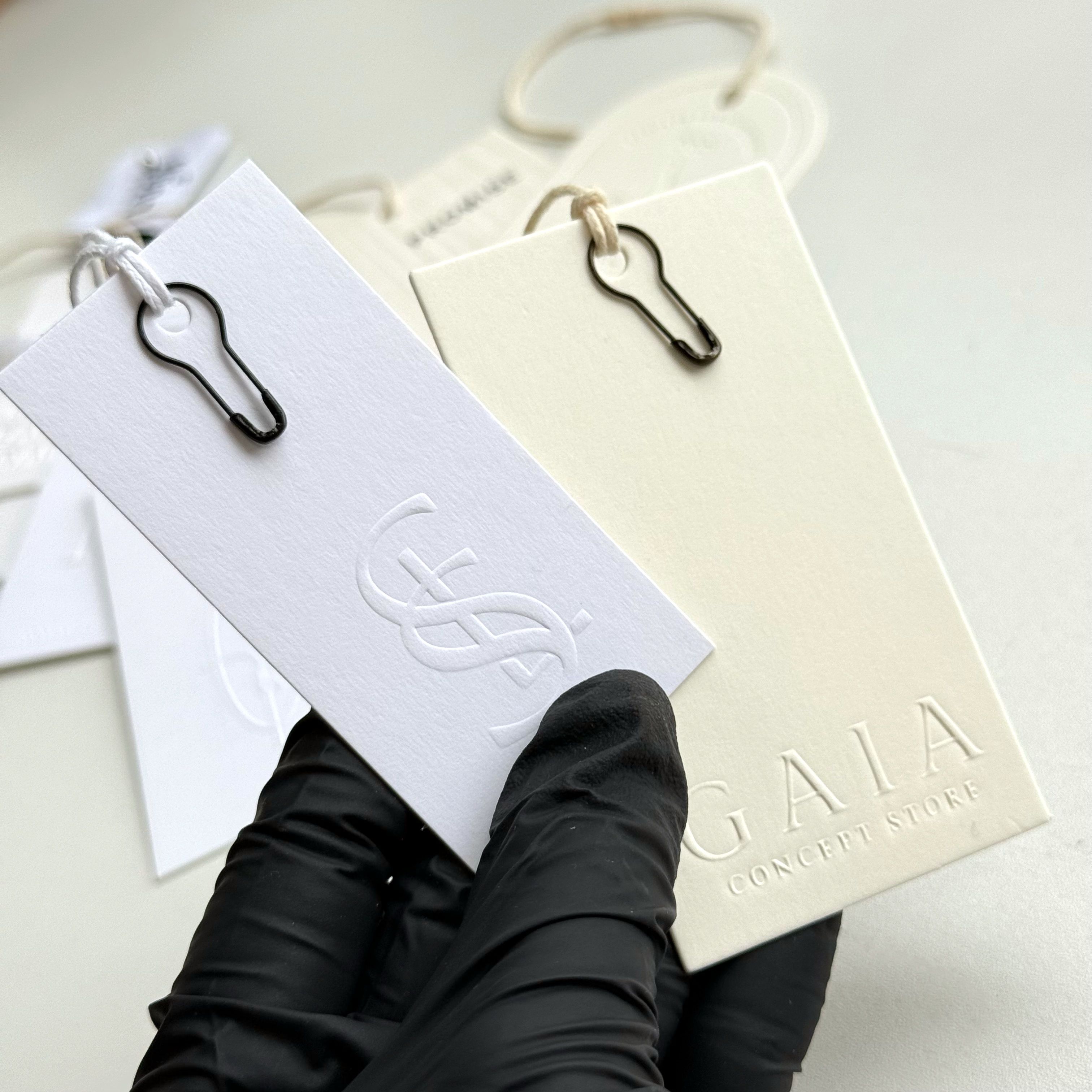 High End Embossed Logo Hang Ta - Luxury Bags Price reseña y precio